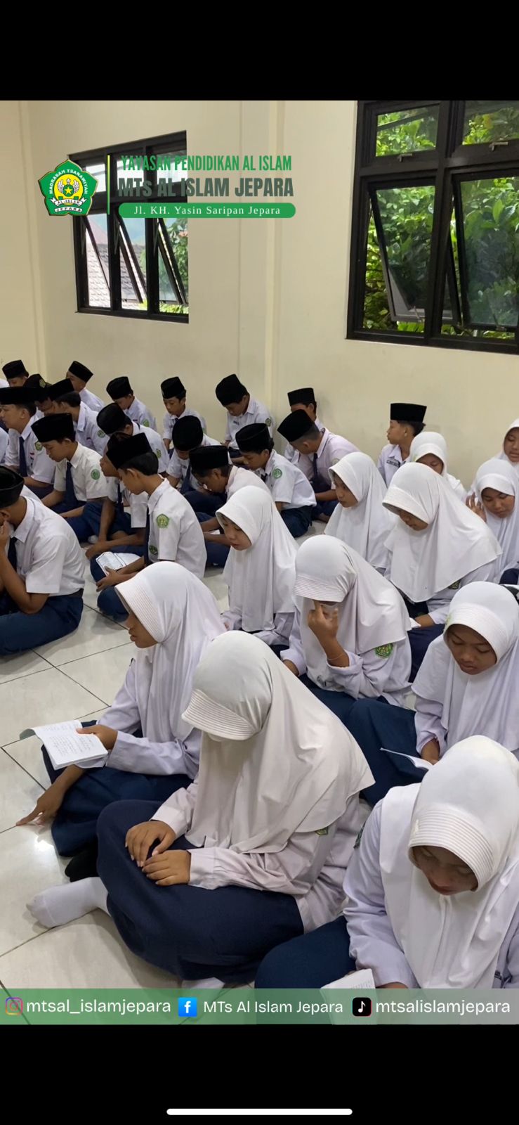 Semester Genap Dimulai, MTs Al Islam Jepara Perkuat Spiritual Siswa melalui Istighosah